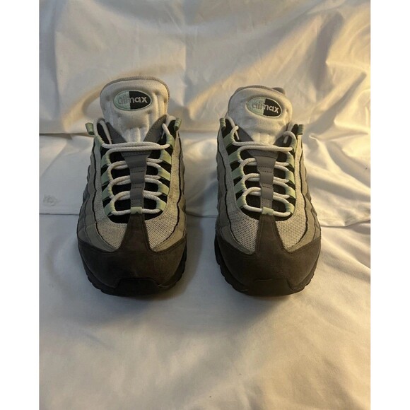 Nike Air Max 95 Fresh Mint Dust Grey Shoes Sneakers Mens Size 10.5 CD7495-101 - Picture 1 of 7